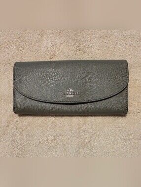 Coach Pebbled Continental Wallet in Charcoal